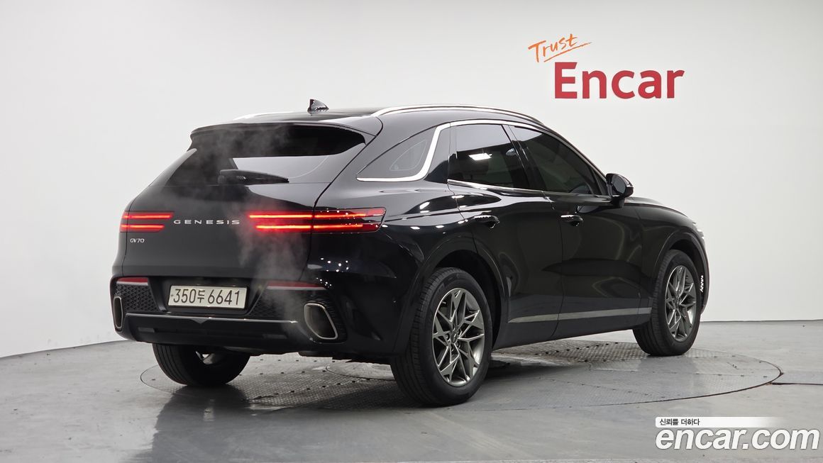 Genesis GV70 2022