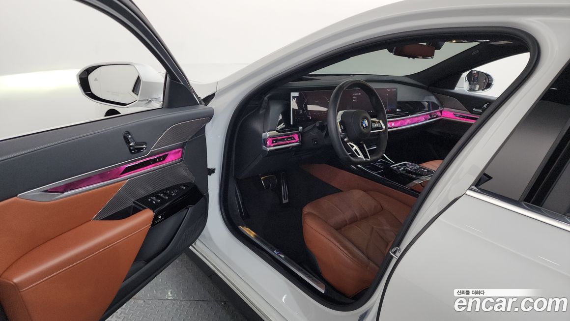 BMW 7-Series 2025