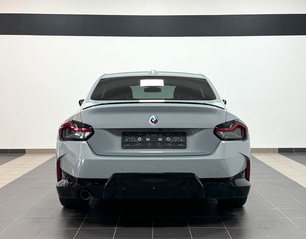 BMW 220 2022