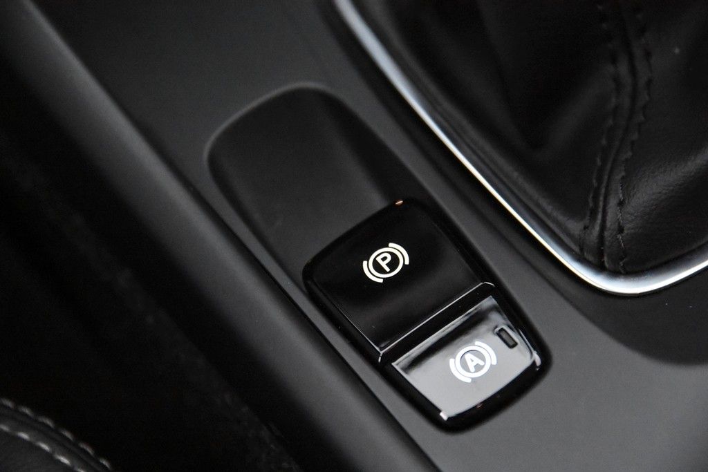 Volvo XC40 2021
