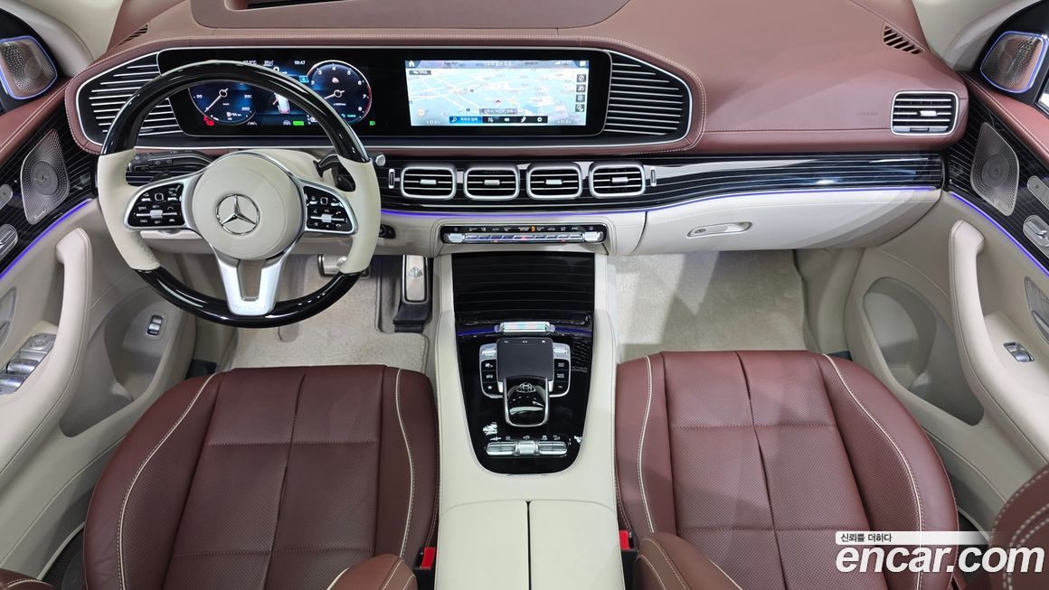 Mercedes-Benz GLS-Class 2023