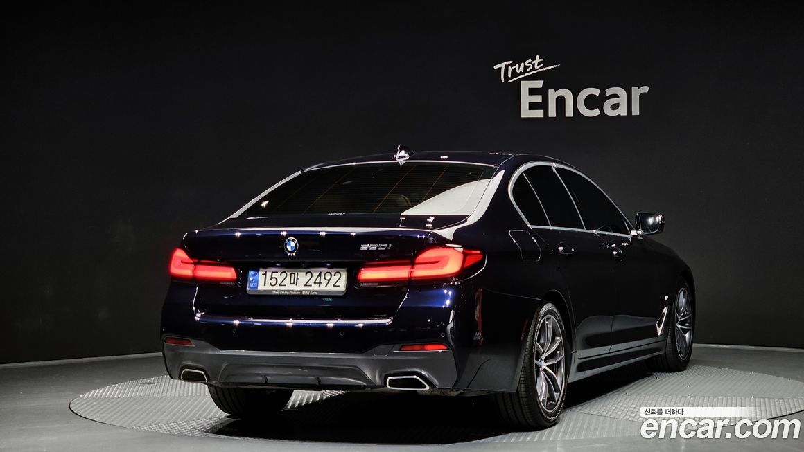 BMW 5-Series 2021