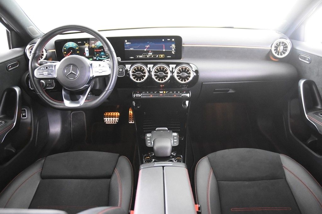Mercedes-Benz A 250 2023