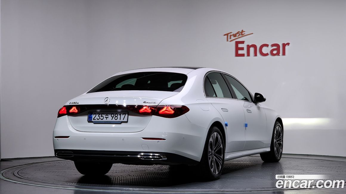 Mercedes-Benz E-Class 2025