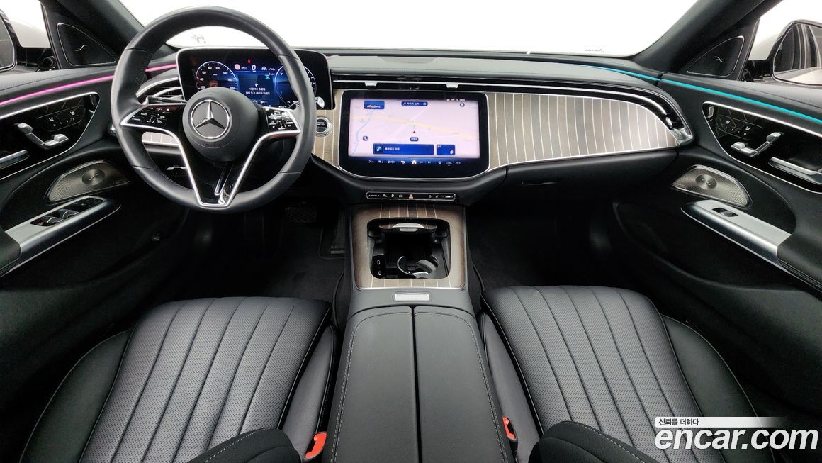 Mercedes-Benz E-Class 2025