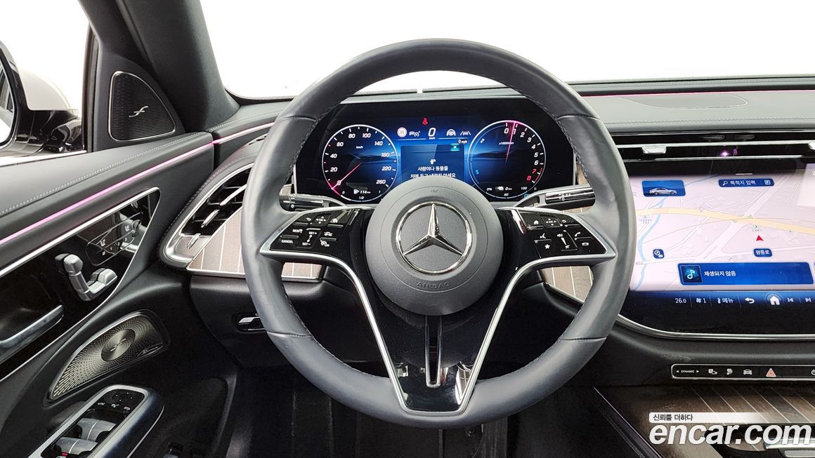 Mercedes-Benz E-Class 2025