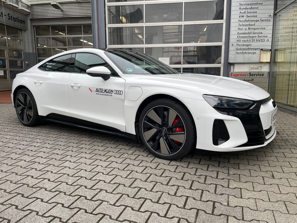 Audi RS e-tron GT 2022