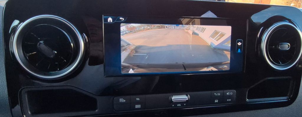 Mercedes-Benz Sprinter 2024