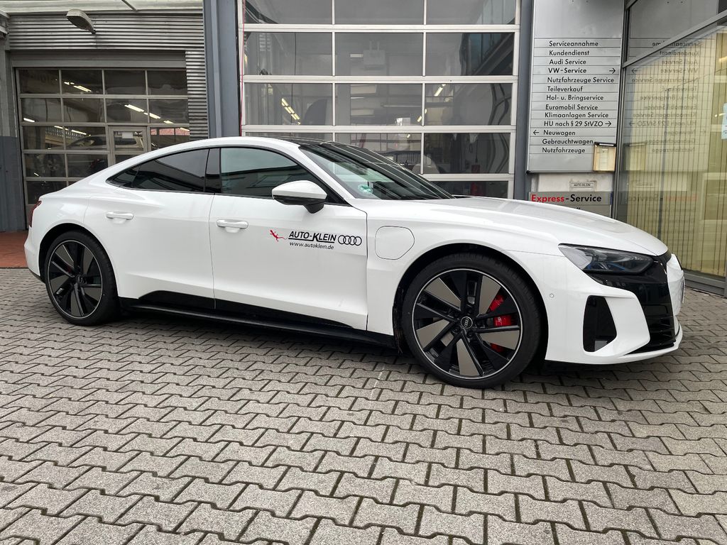 Audi RS e-tron GT 2022