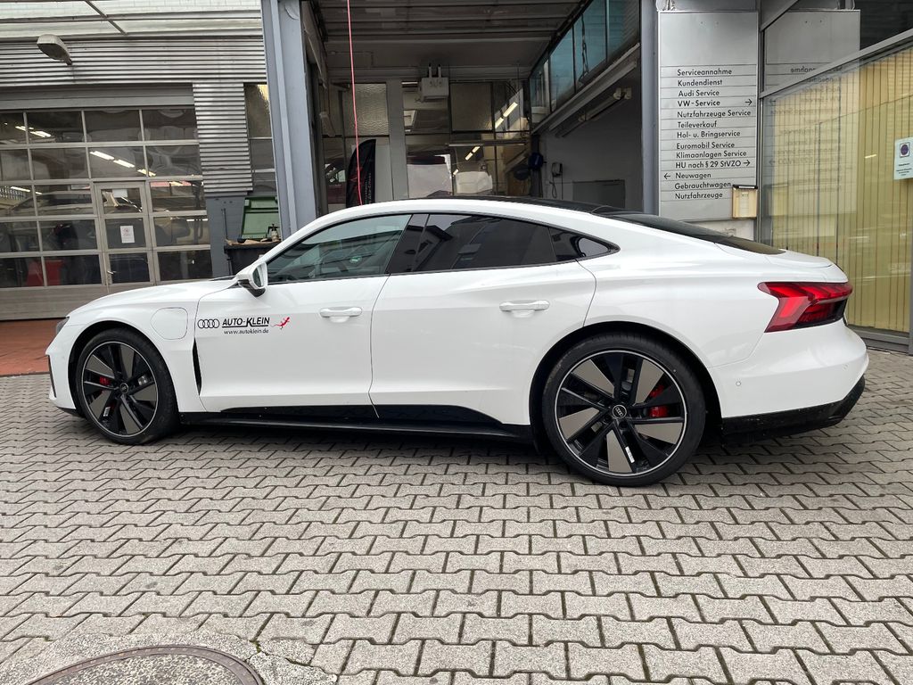 Audi RS e-tron GT 2022
