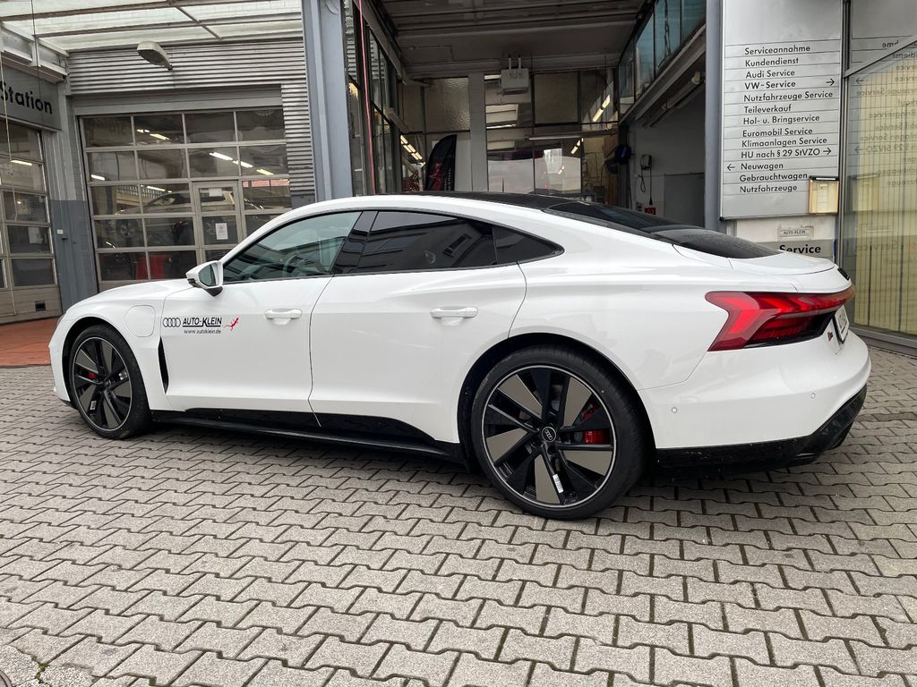 Audi RS e-tron GT 2022