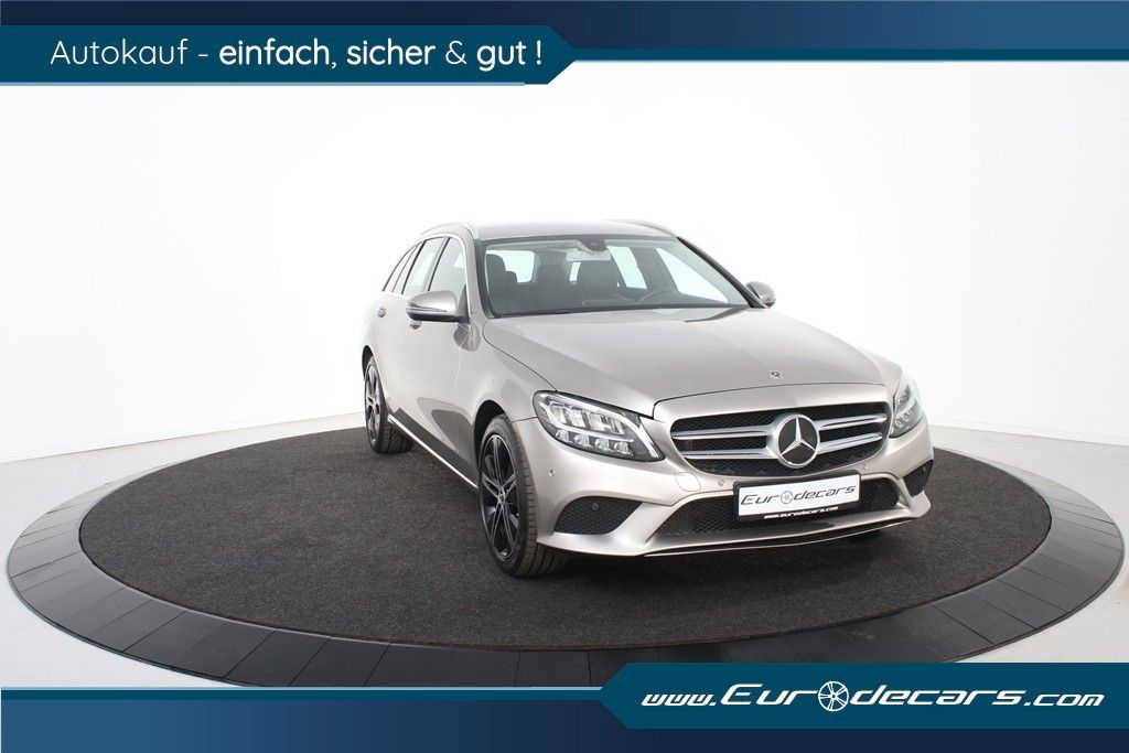 Mercedes-Benz C 300 2020
