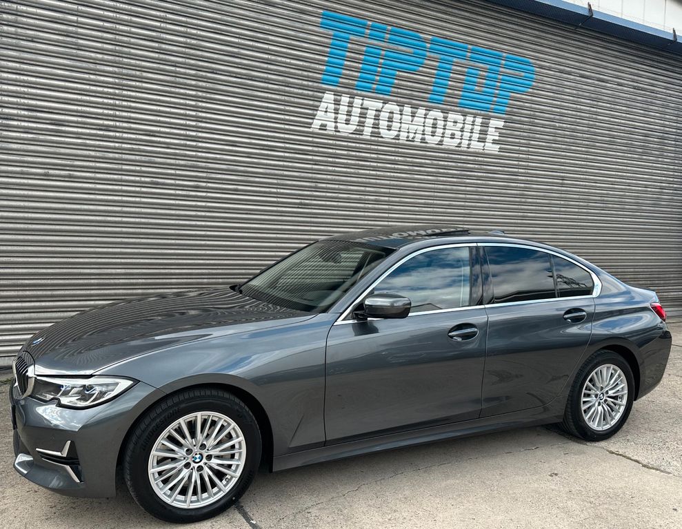 BMW 330 2021