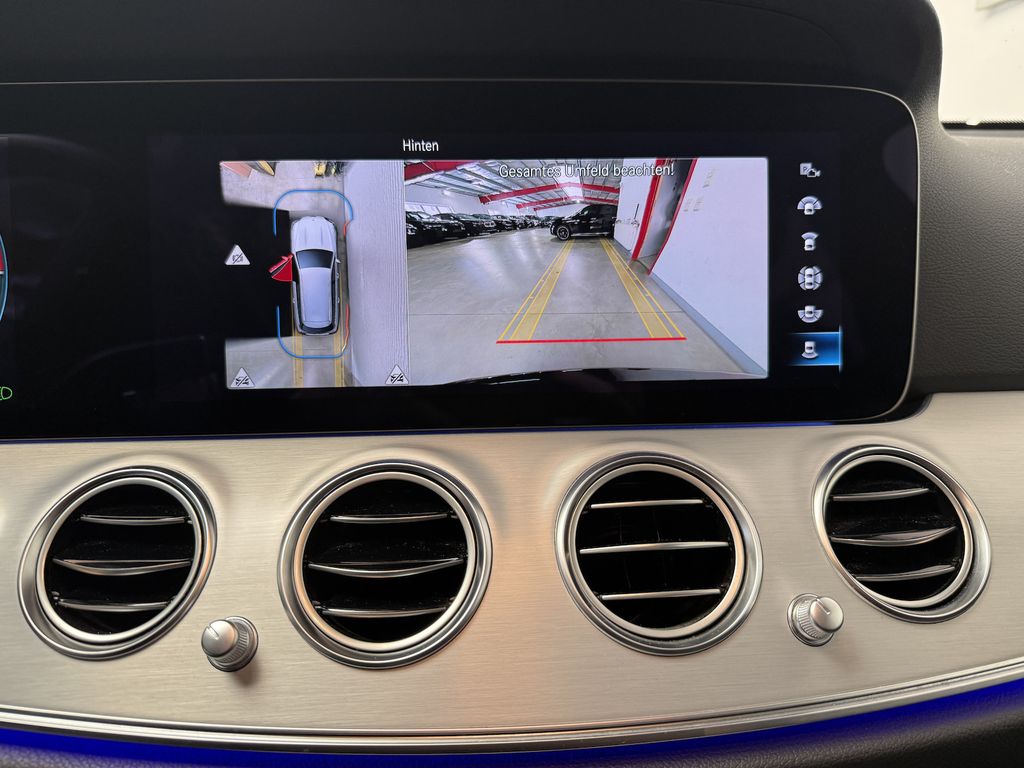 Mercedes-Benz E 300 2022