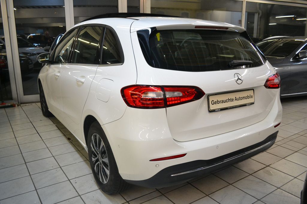 Mercedes-Benz B 180 2022