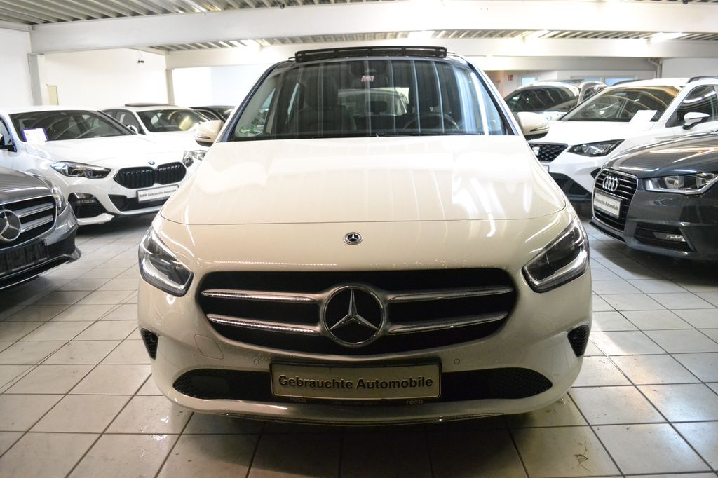 Mercedes-Benz B 180 2022