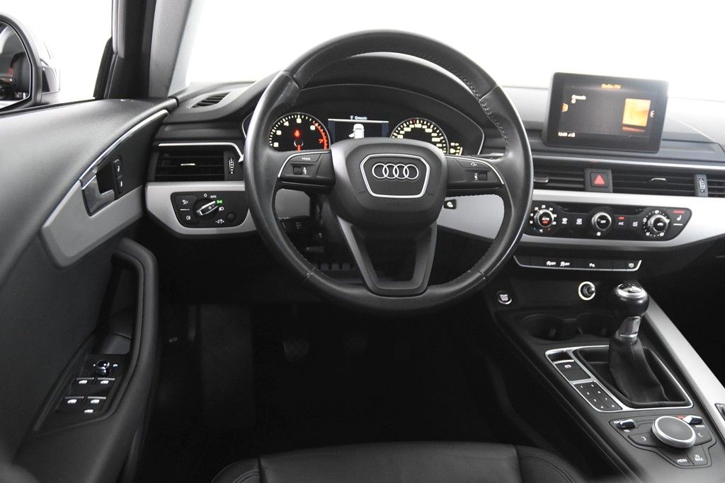Audi A4 2019