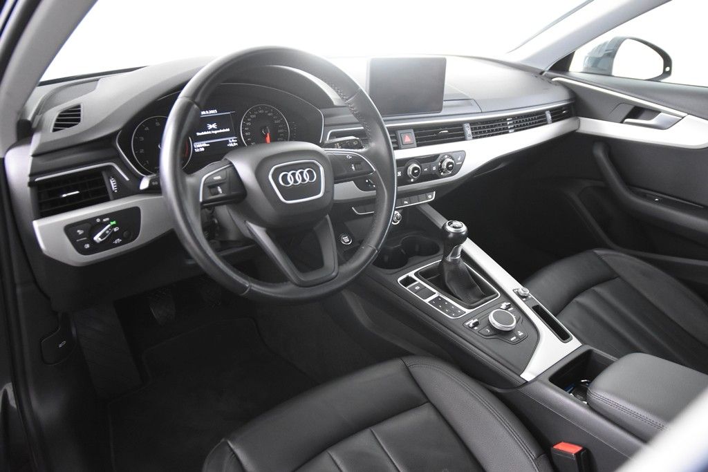 Audi A4 2019
