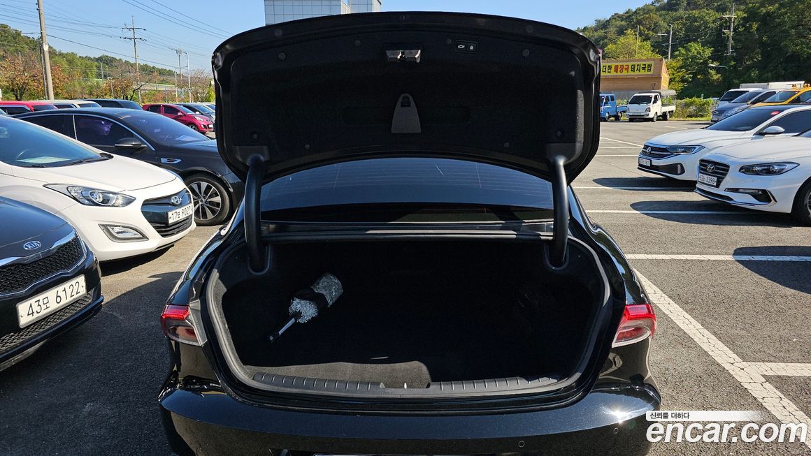 Hyundai Grandeur 2020