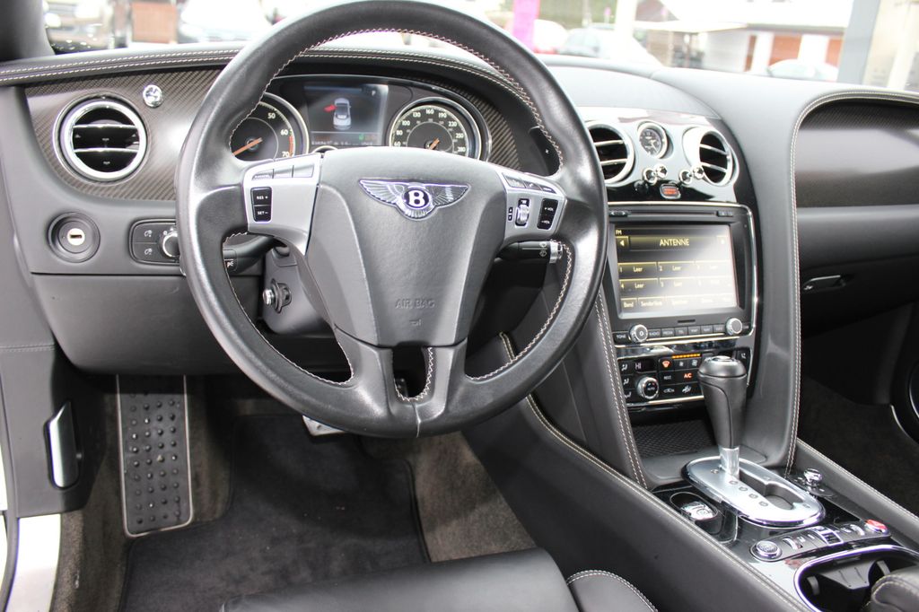 Bentley Continental GTC 2013