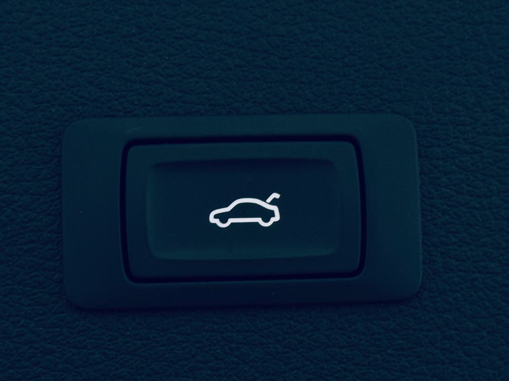 Audi e-tron 2023