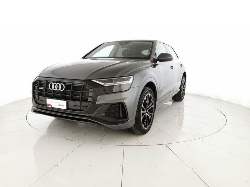 Audi Q8 2021