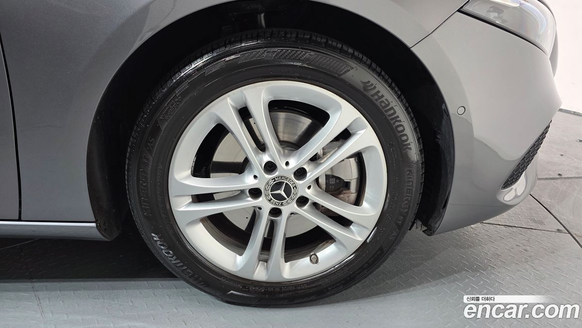 Mercedes-Benz A-Class 2024