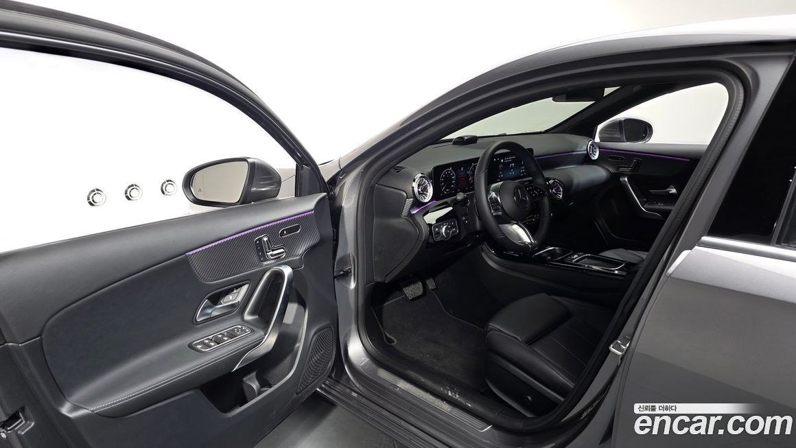 Mercedes-Benz A-Class 2024