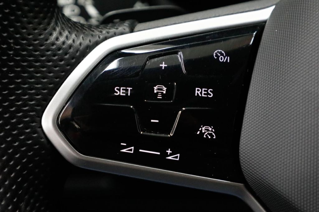 Volkswagen Touareg 2021