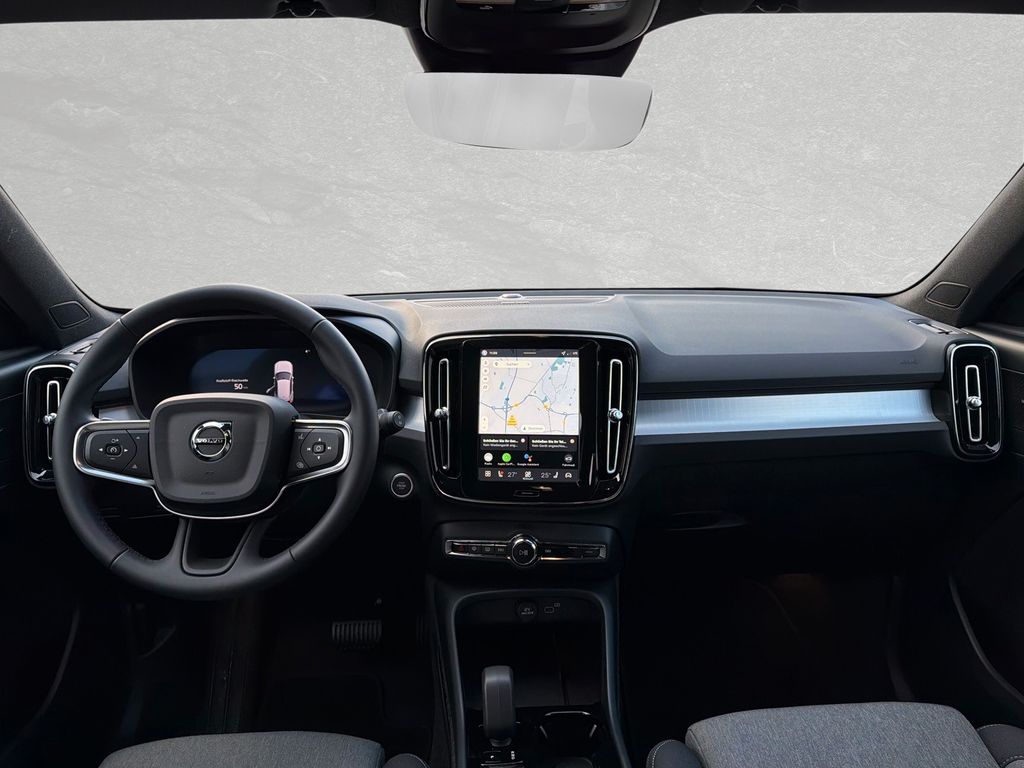 Volvo XC40 2025
