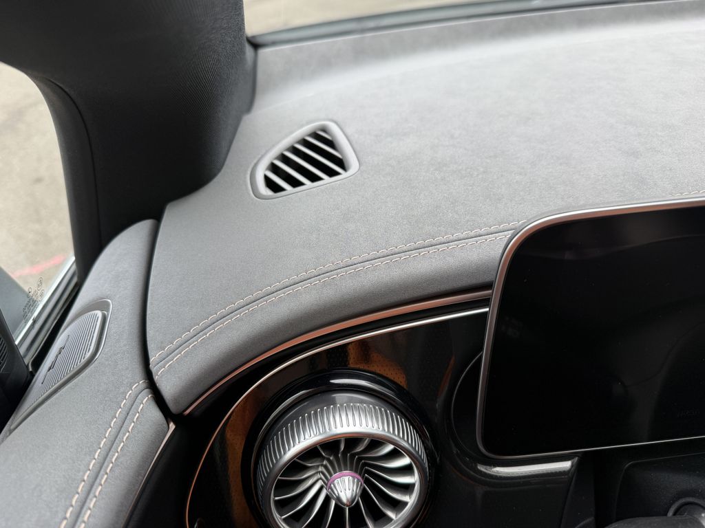 Mercedes-Benz EQE 2023