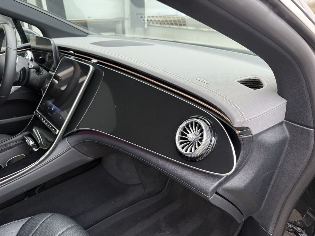 Mercedes-Benz EQE 2023