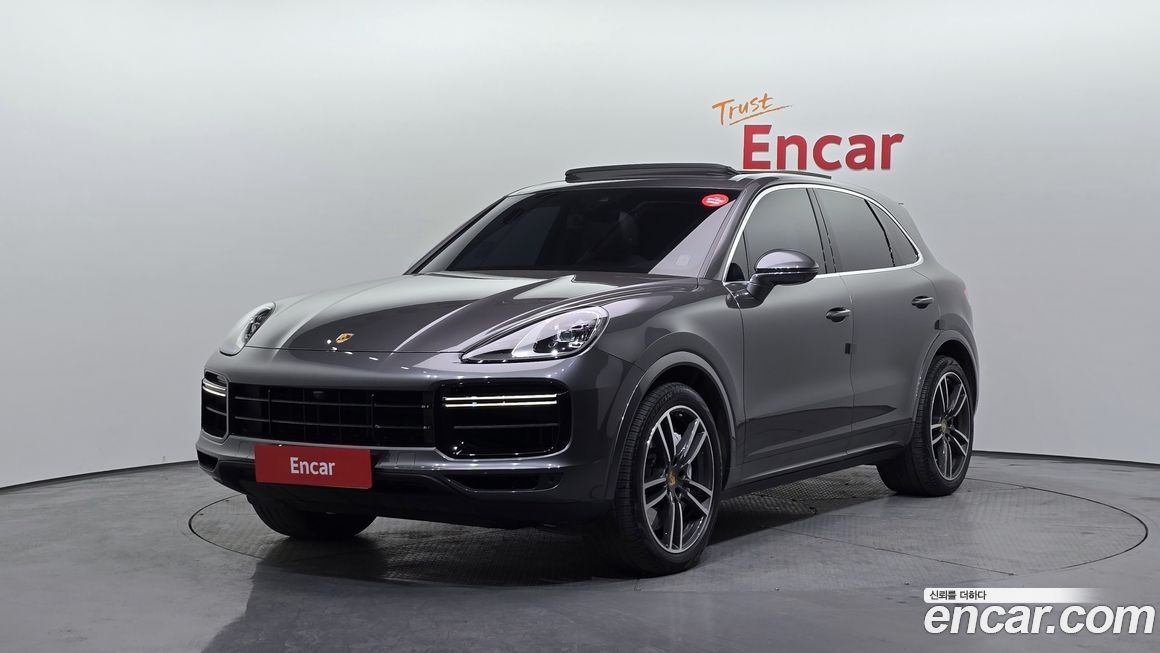 Porsche Cayenne 2021