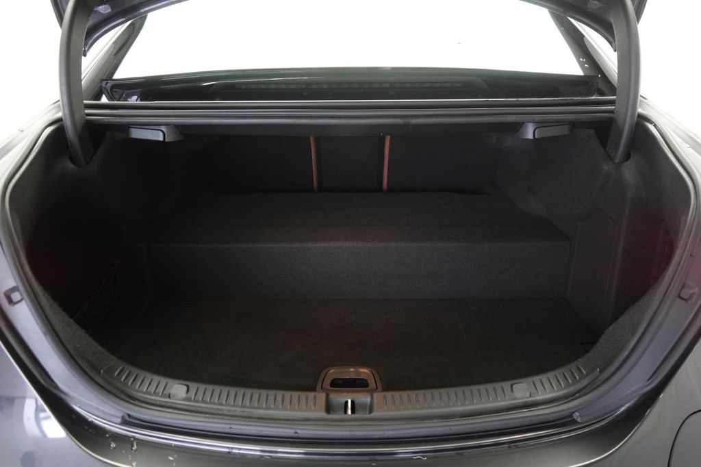 Mercedes-Benz E 300 2021