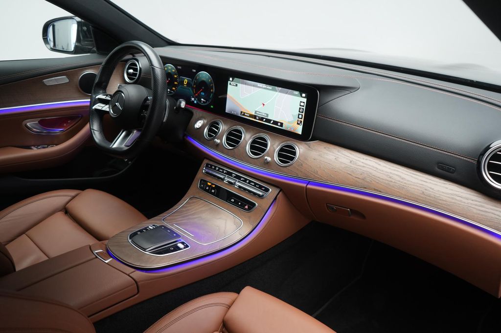 Mercedes-Benz E 300 2021