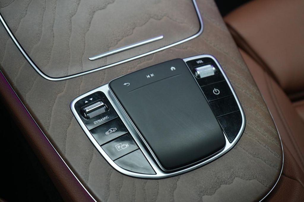 Mercedes-Benz E 300 2021