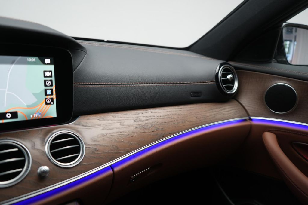 Mercedes-Benz E 300 2021