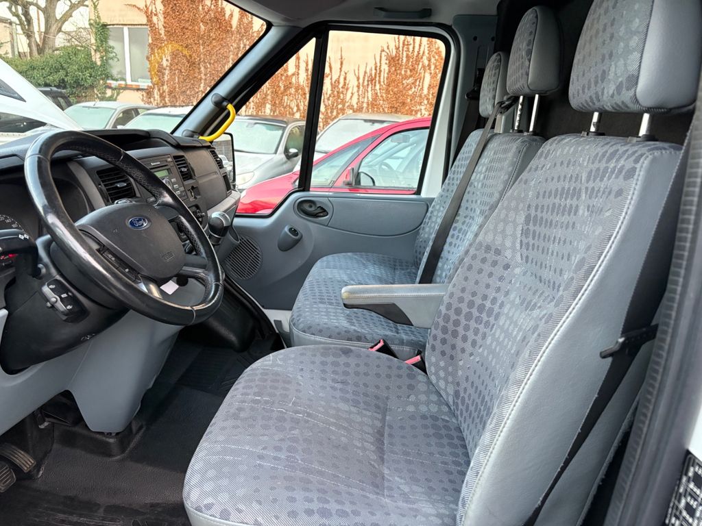 Ford Transit 2013