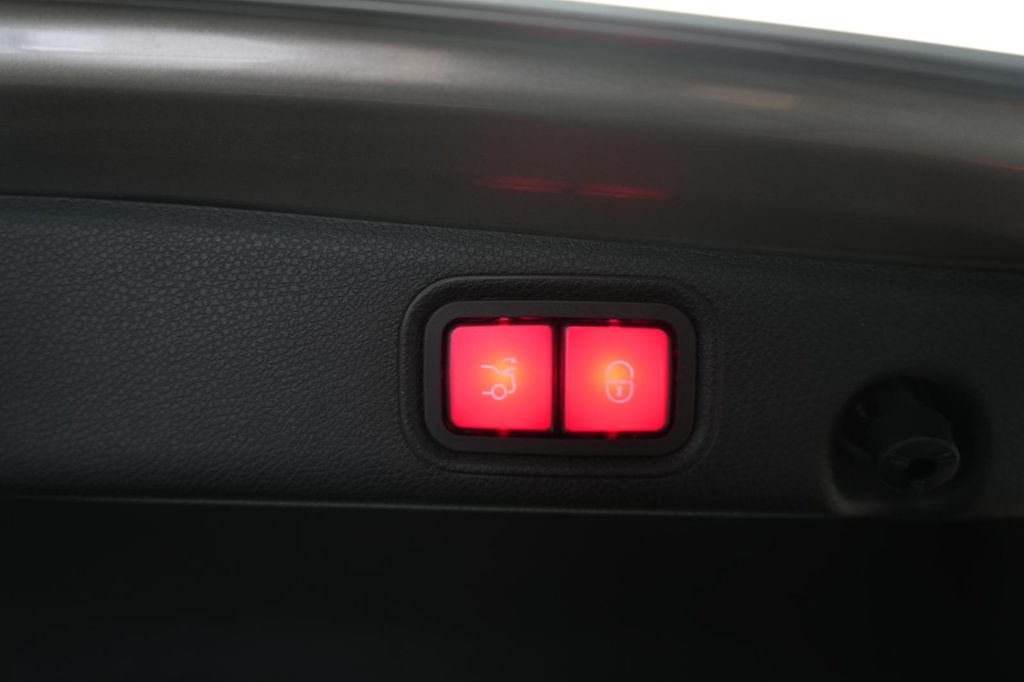 Mercedes-Benz E 300 2021