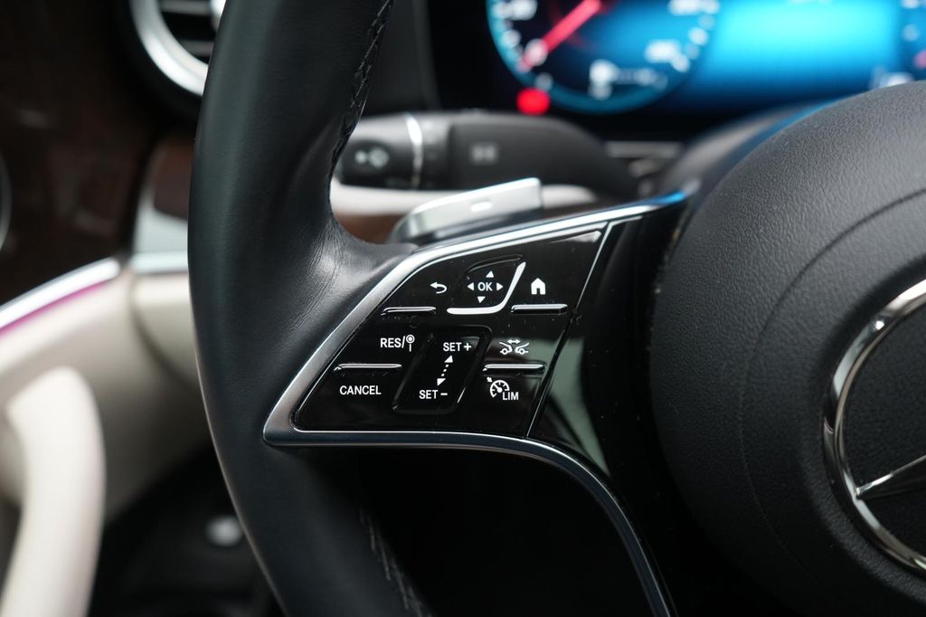 Mercedes-Benz E 300 2021