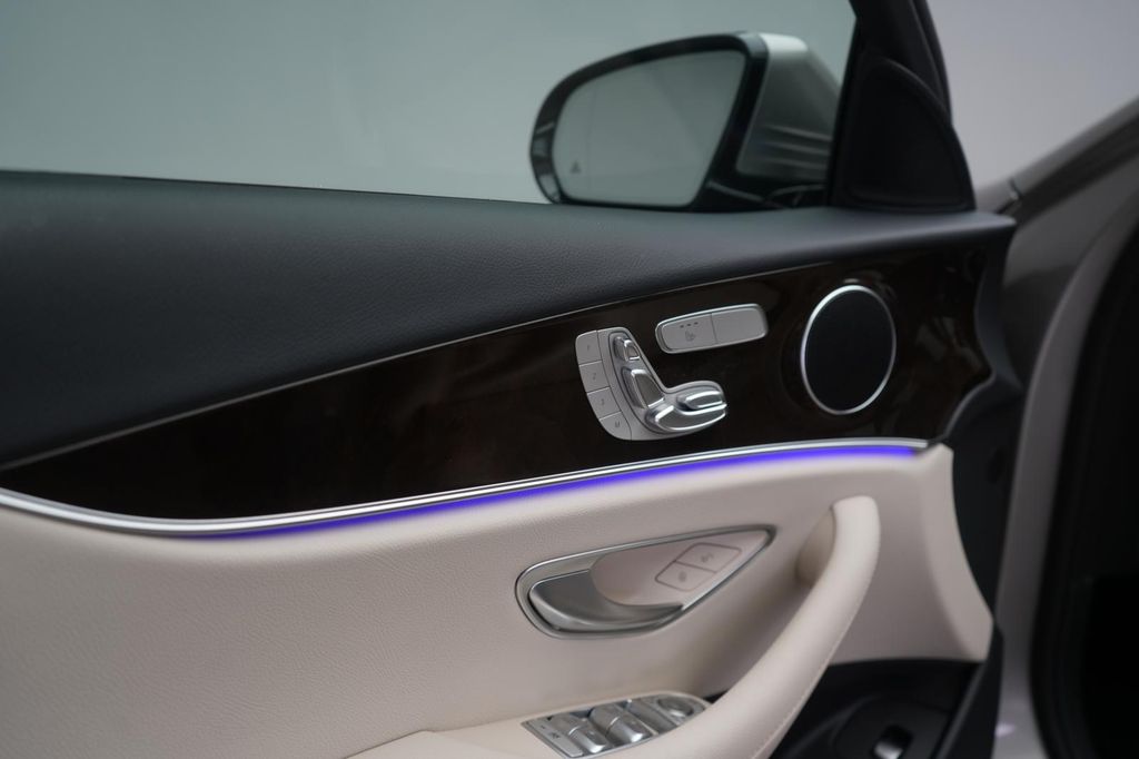 Mercedes-Benz E 300 2021