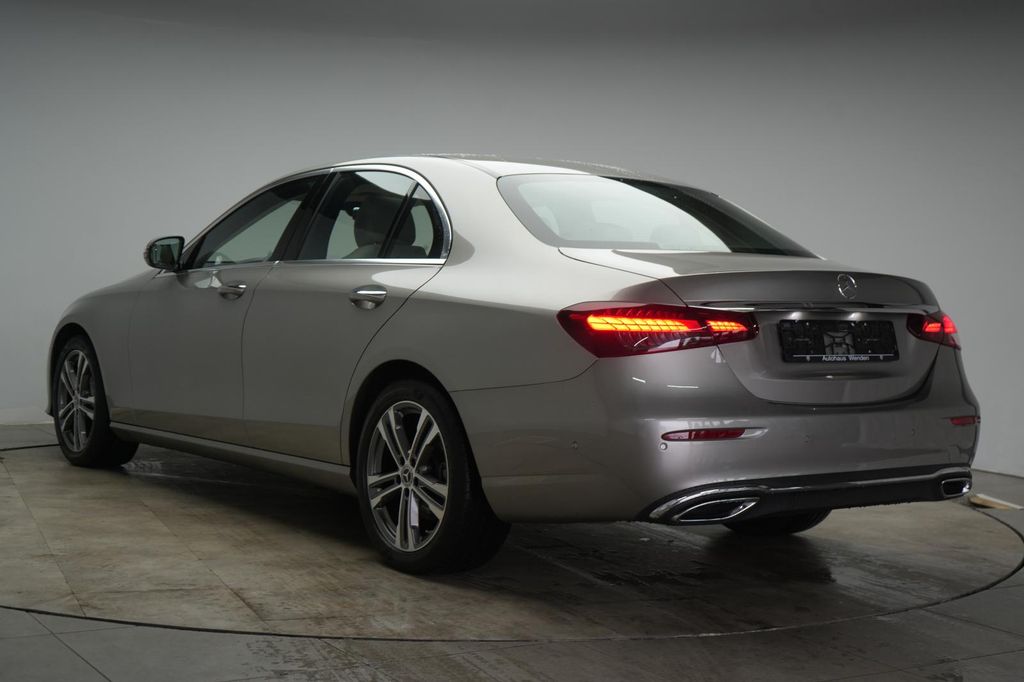 Mercedes-Benz E 300 2021