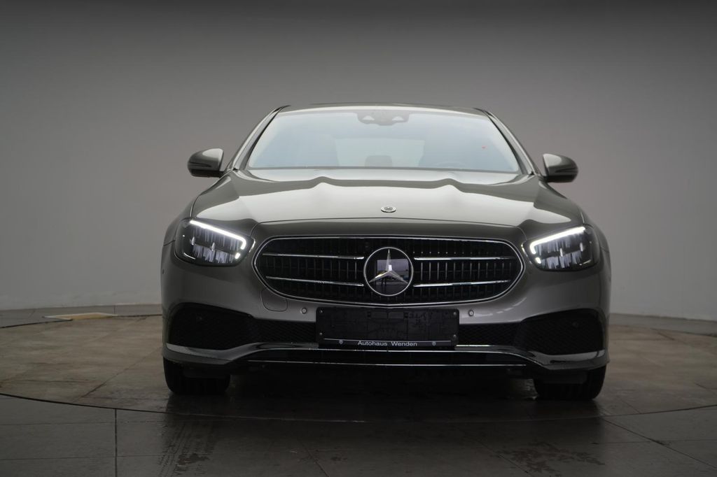 Mercedes-Benz E 300 2021
