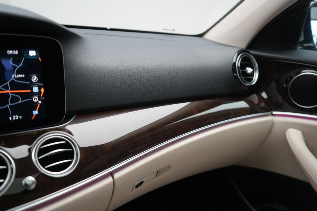 Mercedes-Benz E 300 2021