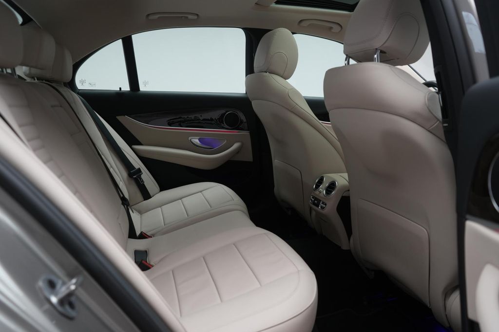 Mercedes-Benz E 300 2021