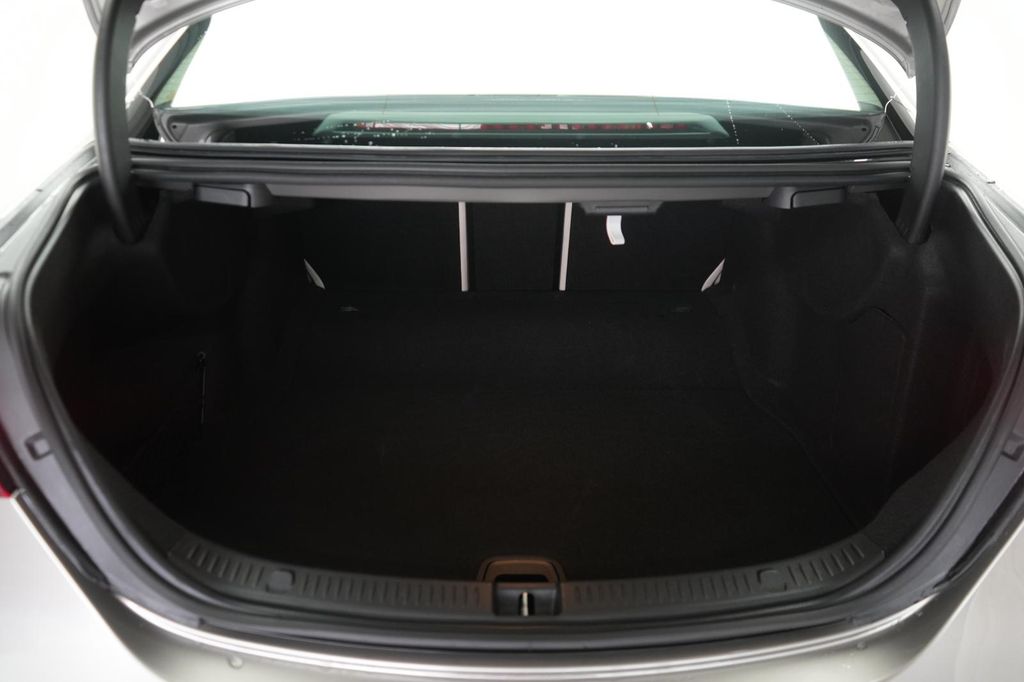 Mercedes-Benz E 300 2021