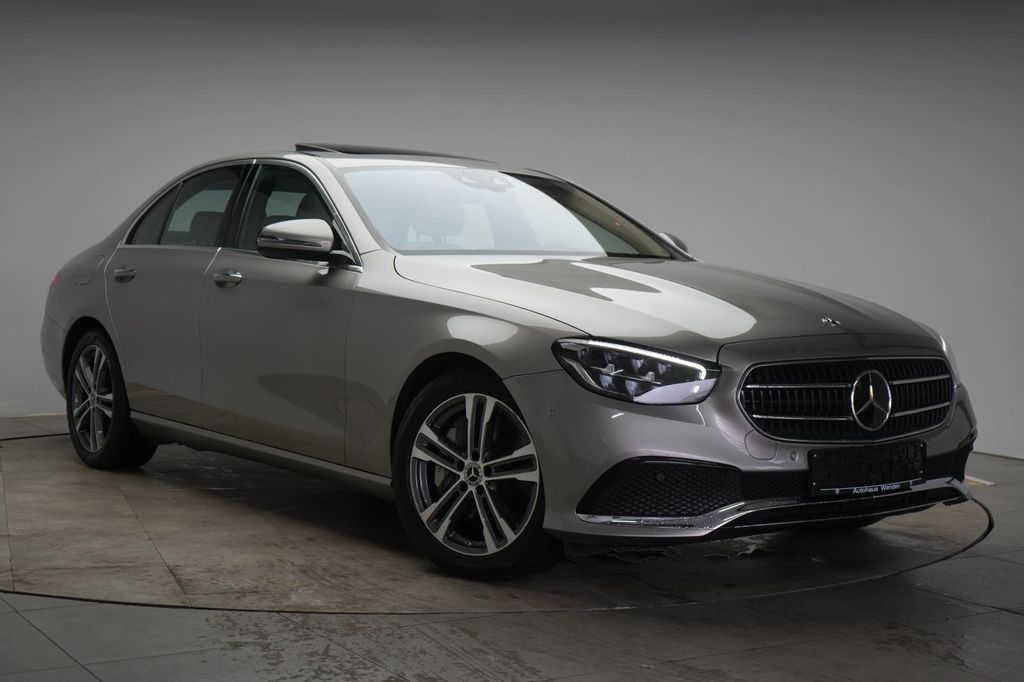 Mercedes-Benz E 300 2021