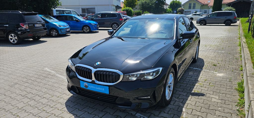 BMW 318 2021