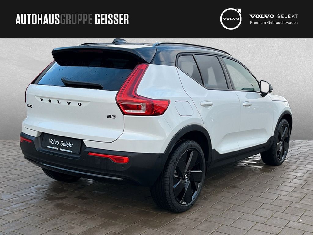 Volvo XC40 2025