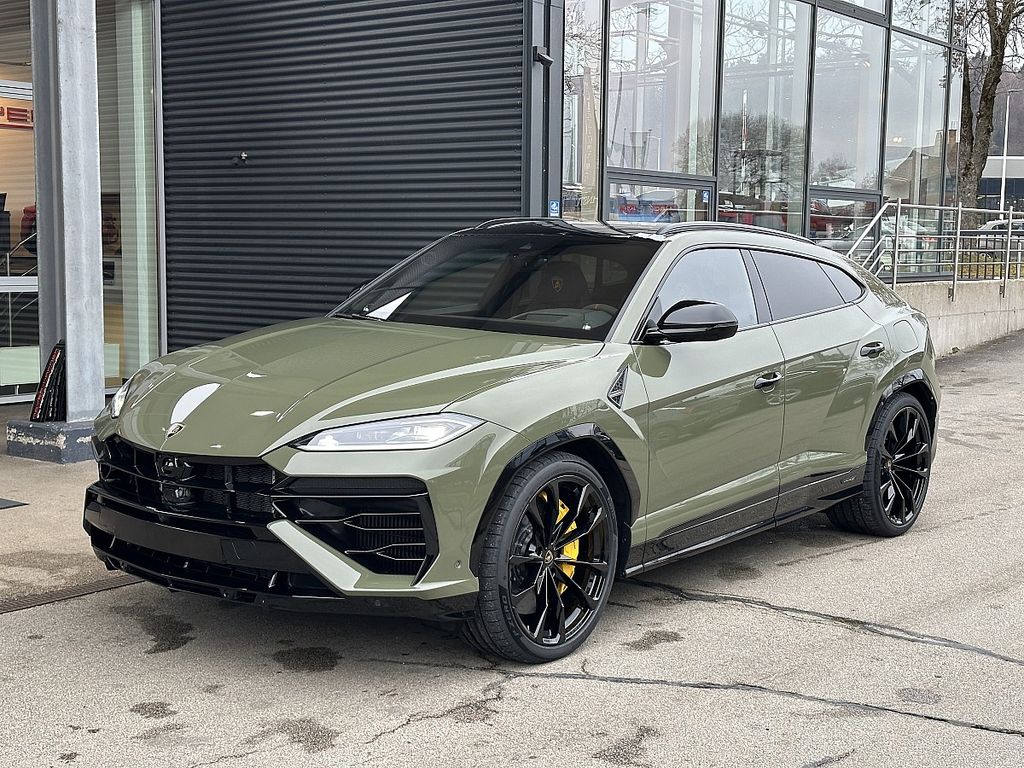 Lamborghini Urus 2025